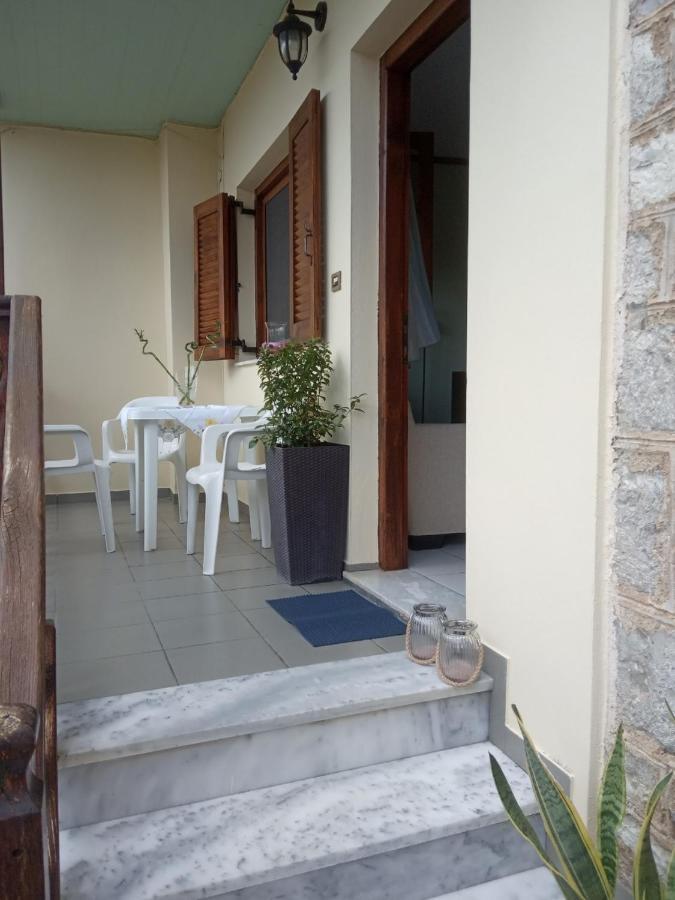Small Town Apartment Konitsa Esterno foto